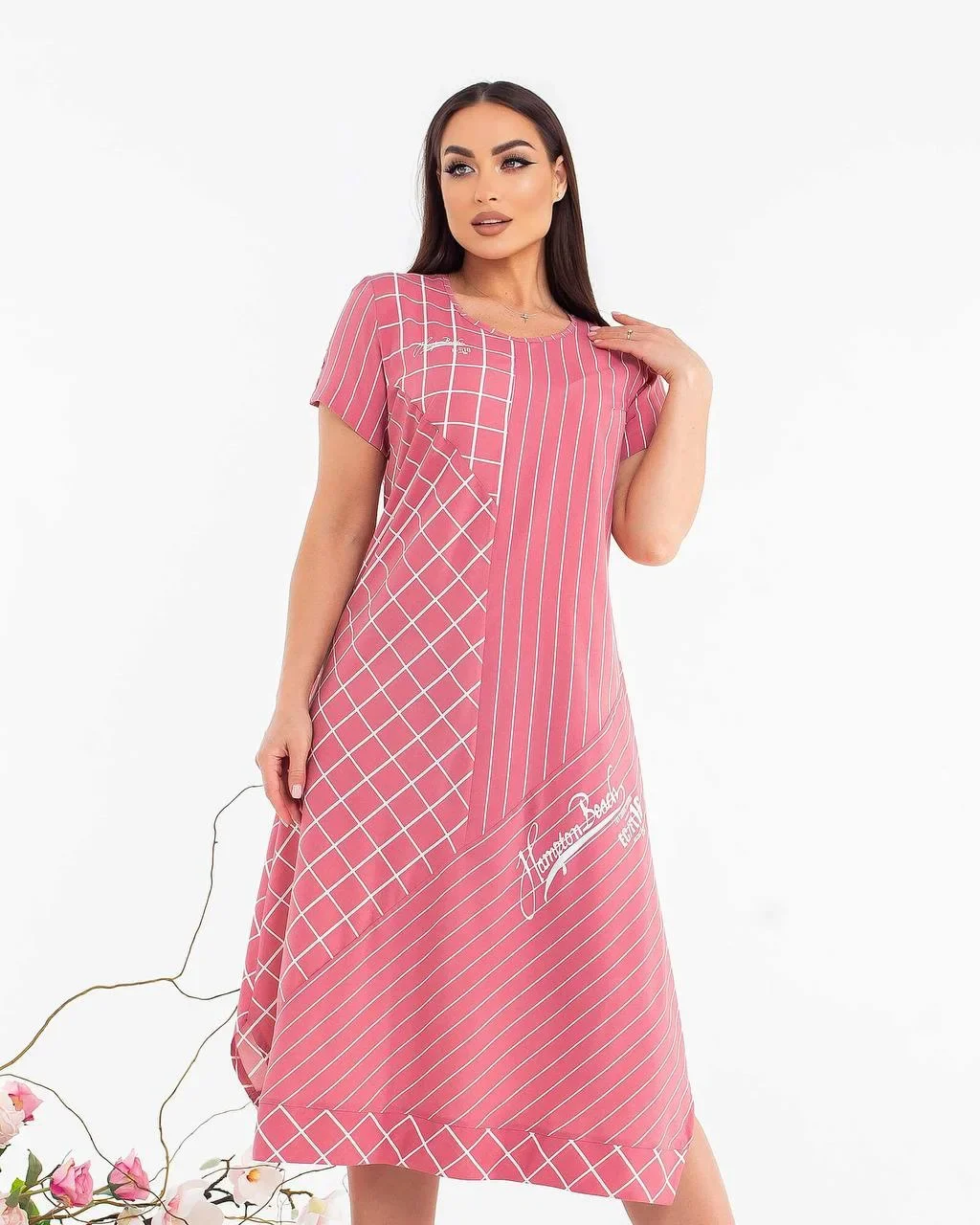 Стильное платье